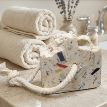 Safi Special Askılı Banyo Sabunu (200 gr) – Geleneksel Şifa, Modern ve Pratik Tasarım