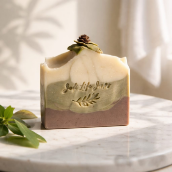 %100 Doğal Çam Terebentin Sabunu – Canlandırıcı Etki & Güçlü Saç ve Cilt Bakımı